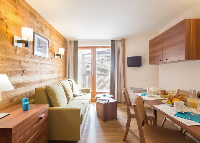 Pierre & Le Machu Pichu فال تورُن